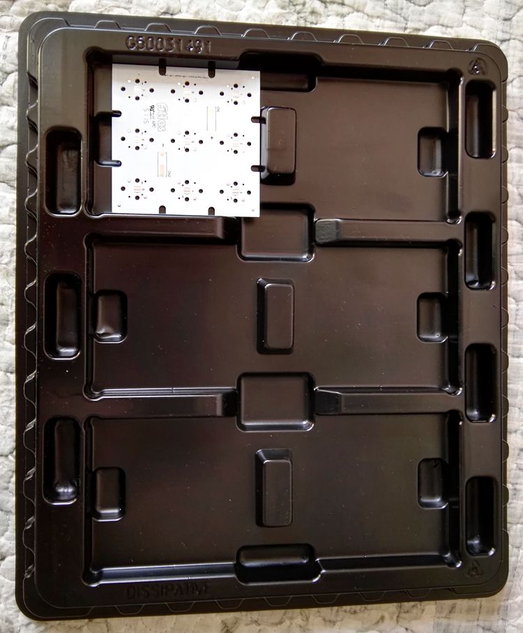 PLASTIC PACKAGING TRAY 290